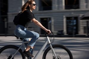 若ハゲの悩みを解決するためのクリニック無料相談はどこがいい？